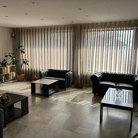 Relax Hostel Burgasz