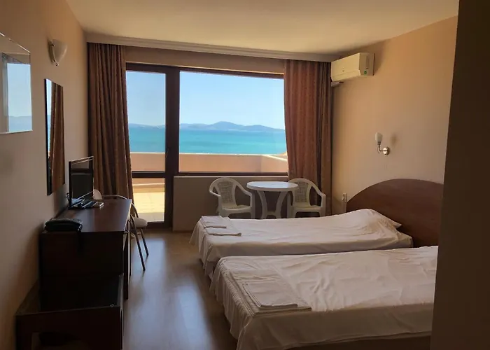 Relax Hostel Burgas City