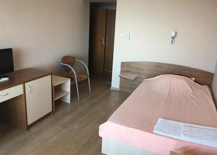 Relax Hostel Burgas City